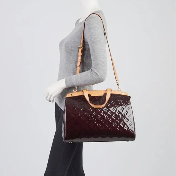 Louis Vuitton Amarante Monogram Vernis Brea GM Bag - Picture 2 of 14